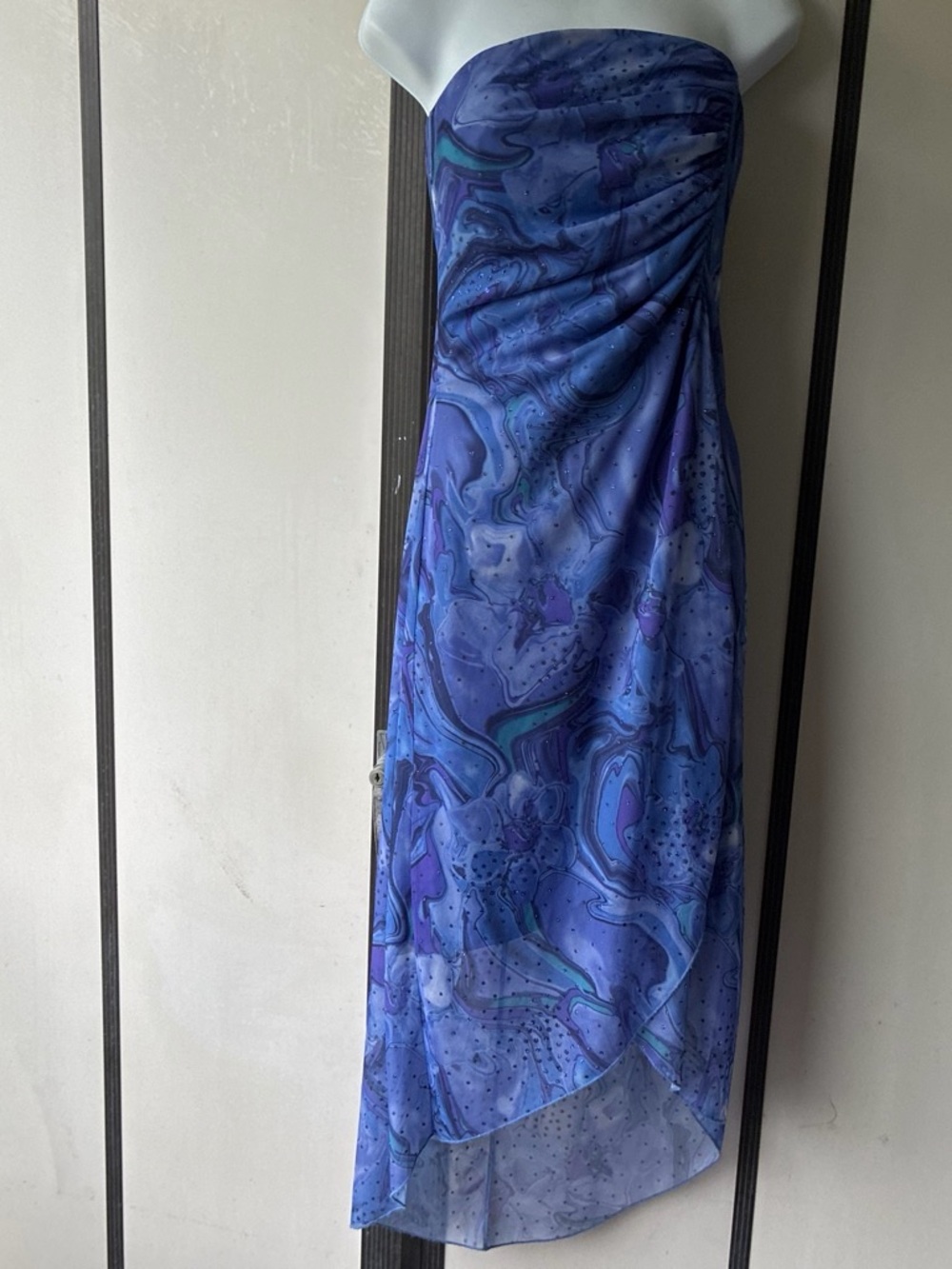 I.N. San Francisco Strapless Blue Marble Print Maxi Dress